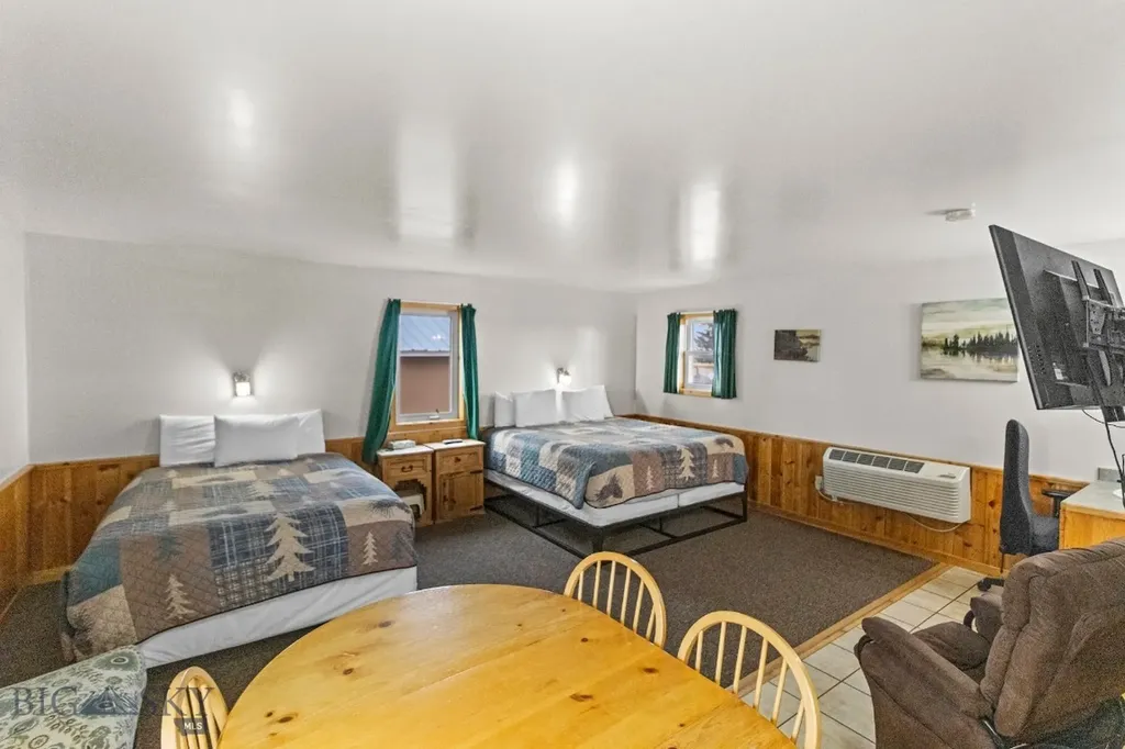 202 & 301 W Main White Sulphur Springs MT 59645