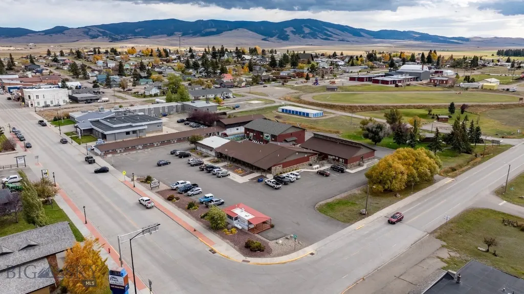 202 & 301 W Main White Sulphur Springs MT 59645
