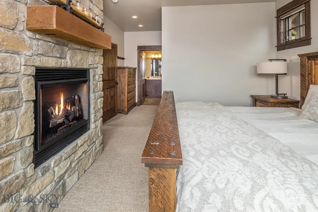 39 Upper Moose Hill Big Sky MT 59716