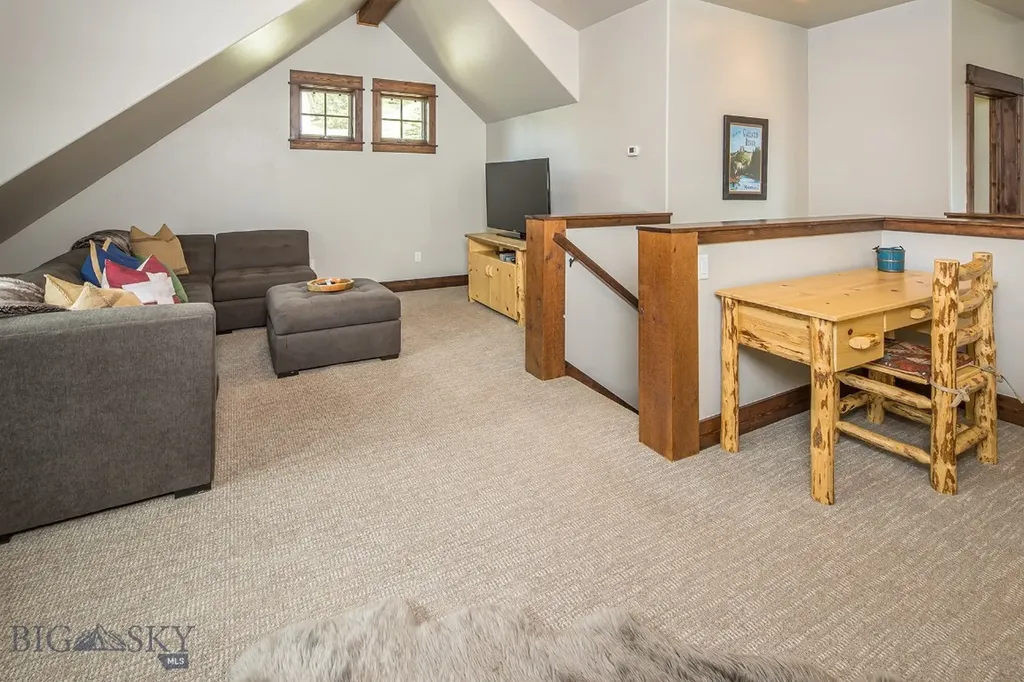 39 Upper Moose Hill Big Sky MT 59716