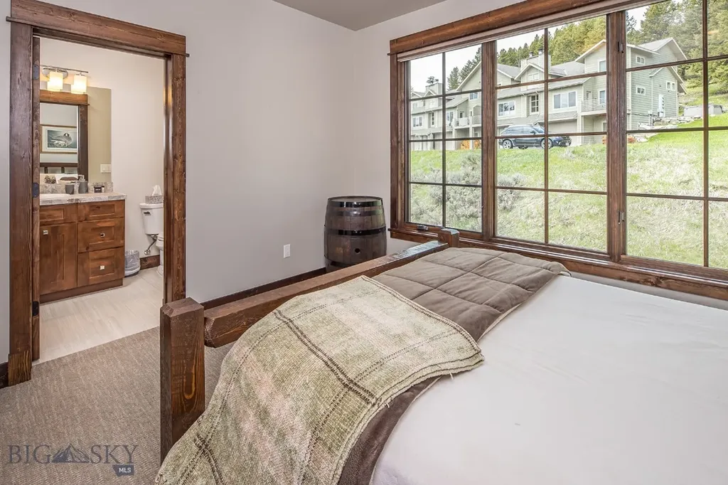 39 Upper Moose Hill Big Sky MT 59716