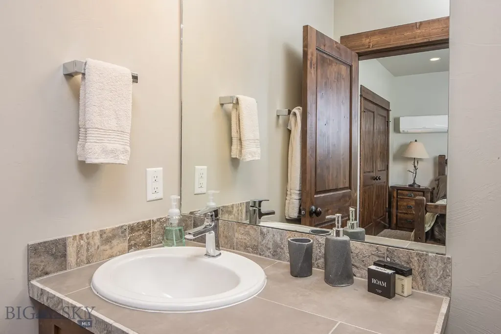 39 Upper Moose Hill Big Sky MT 59716