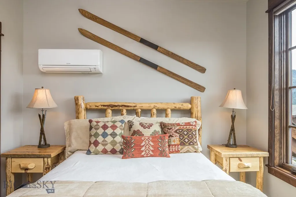 39 Upper Moose Hill Big Sky MT 59716
