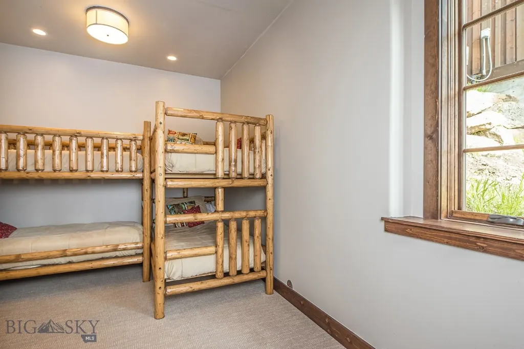 39 Upper Moose Hill Big Sky MT 59716