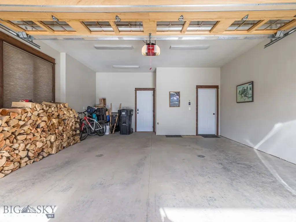 39 Upper Moose Hill Big Sky MT 59716
