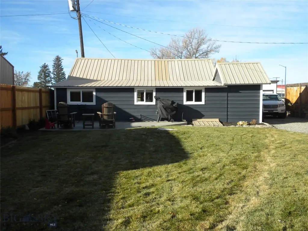 106 1/2 Hamilton Street Sheridan MT 59749