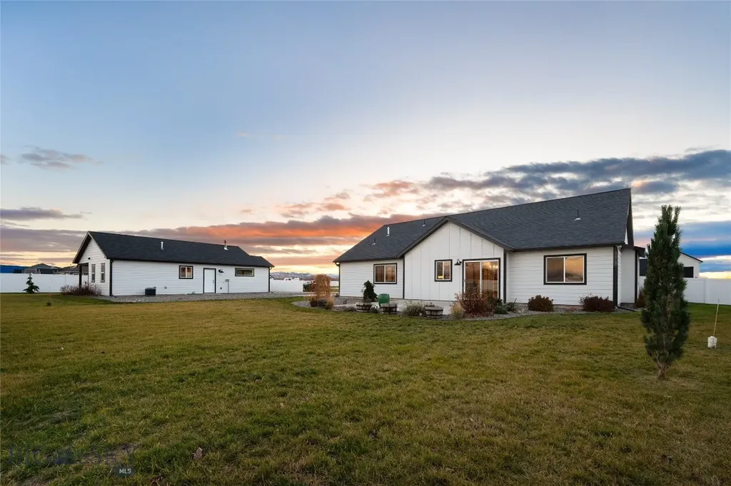 915 Stewart Loop Bozeman MT 59718