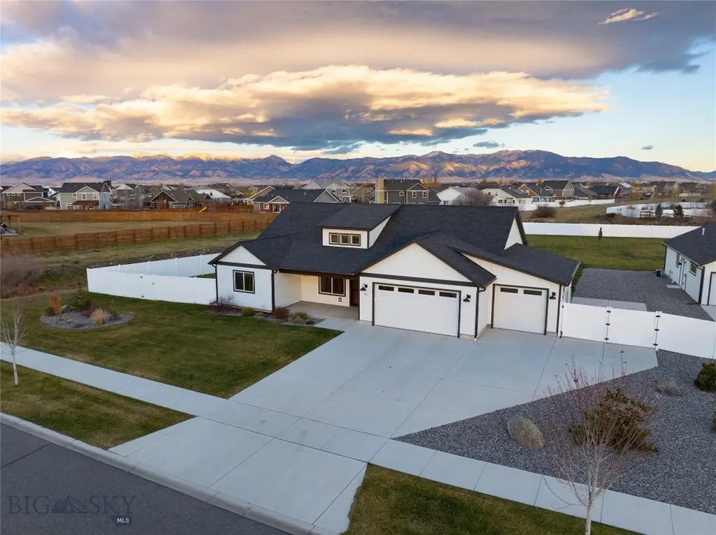 915 Stewart Loop Bozeman MT 59718