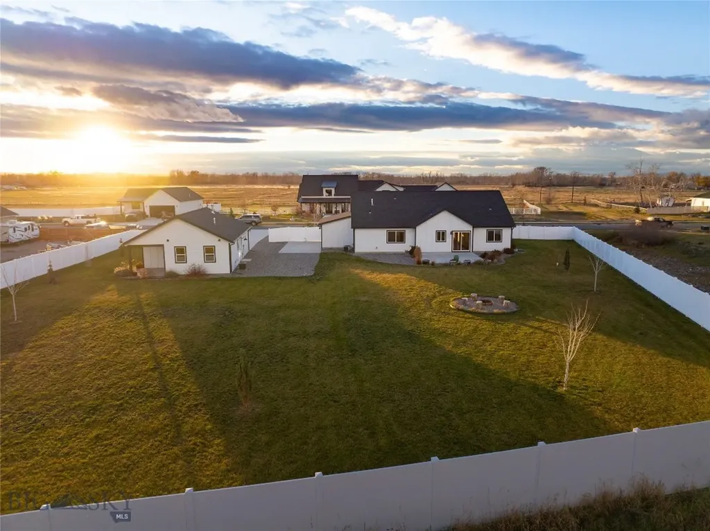 915 Stewart Loop Bozeman MT 59718