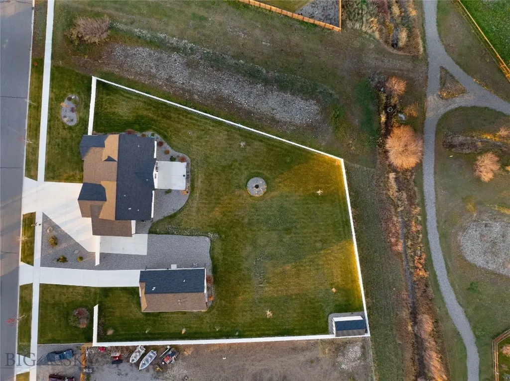 915 Stewart Loop Bozeman MT 59718