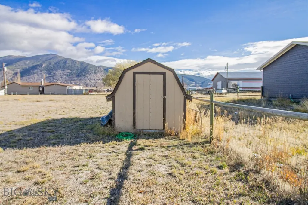 140 Shoestring Annie Road Butte MT 59701