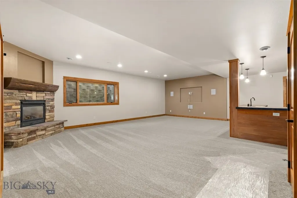 3877 High Trail Road Billings MT 59101