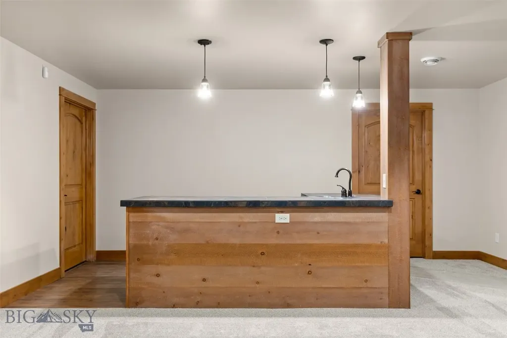 3877 High Trail Road Billings MT 59101