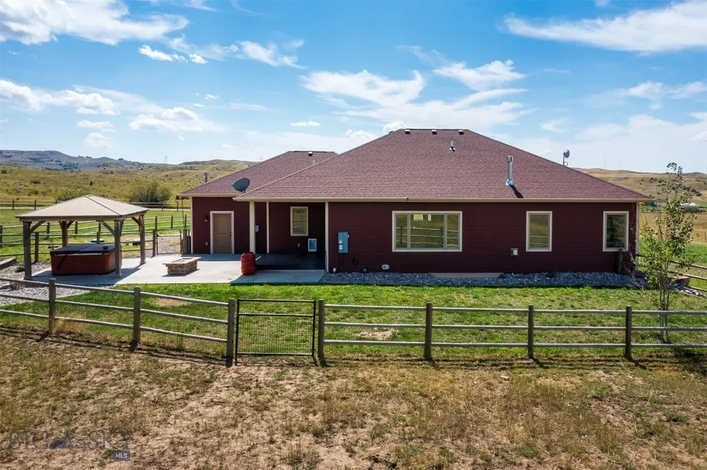 3877 High Trail Road Billings MT 59101