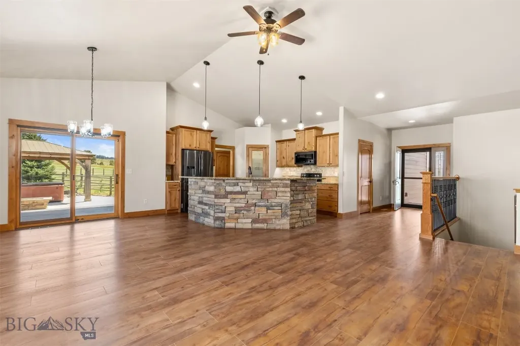 3877 High Trail Road Billings MT 59101