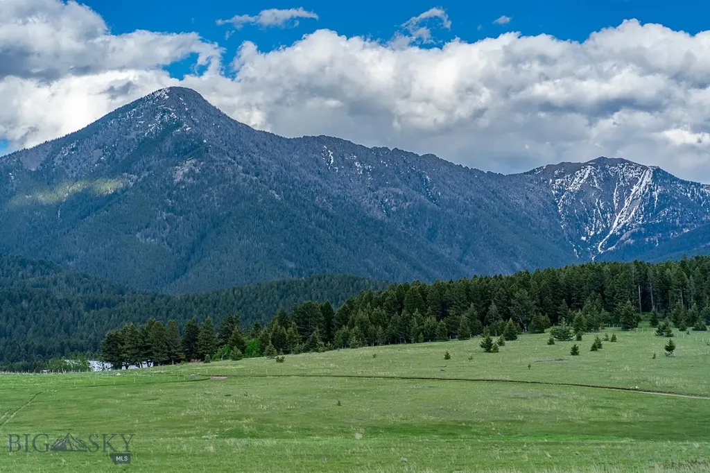00 Above Paradise Trail Livingston MT 59047