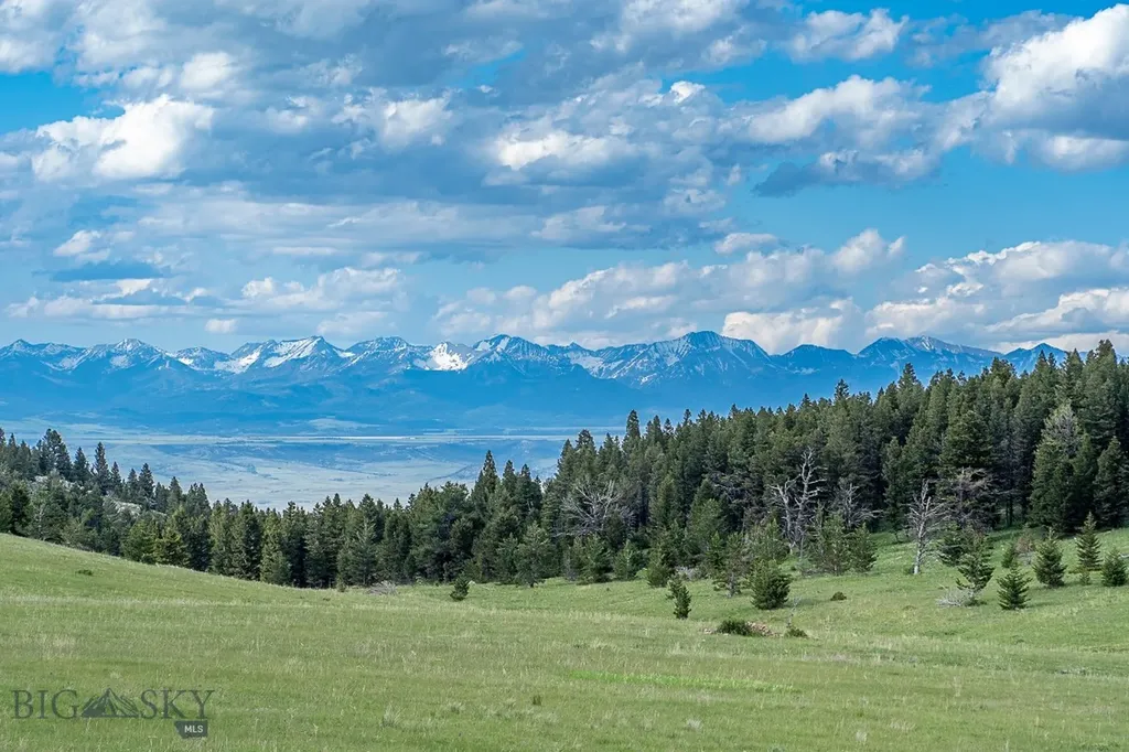00 Above Paradise Trail Livingston MT 59047