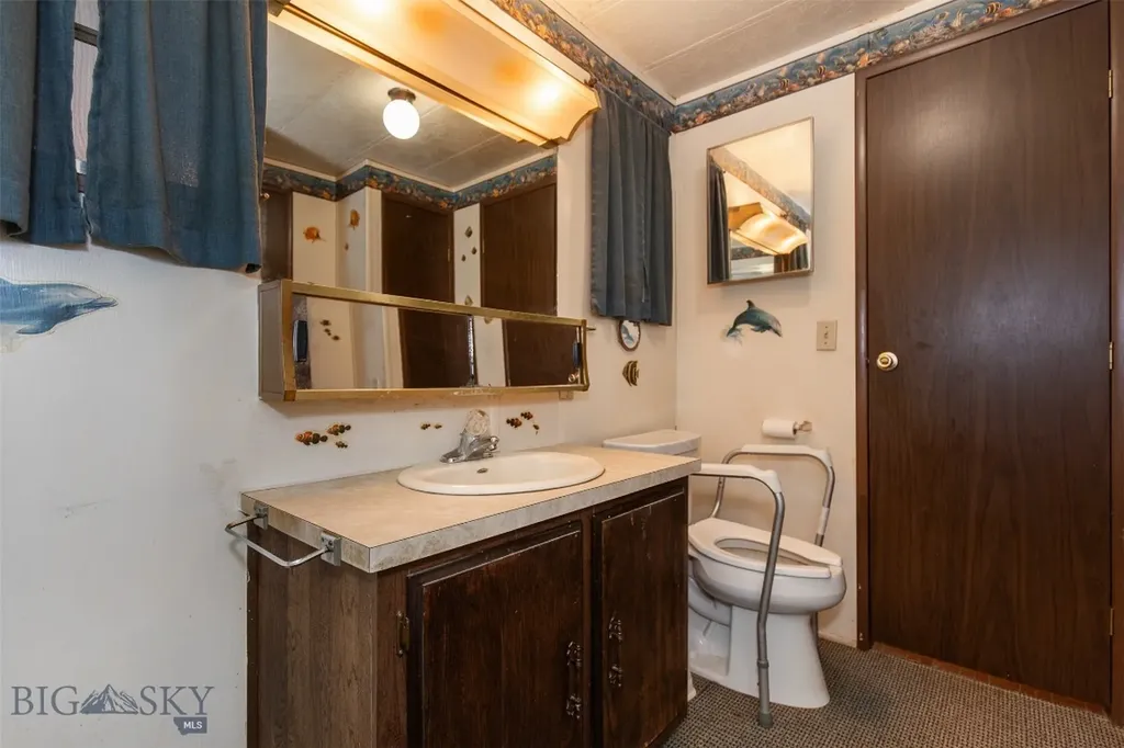 1043 Mount Highway 55 Whitehall MT 59759