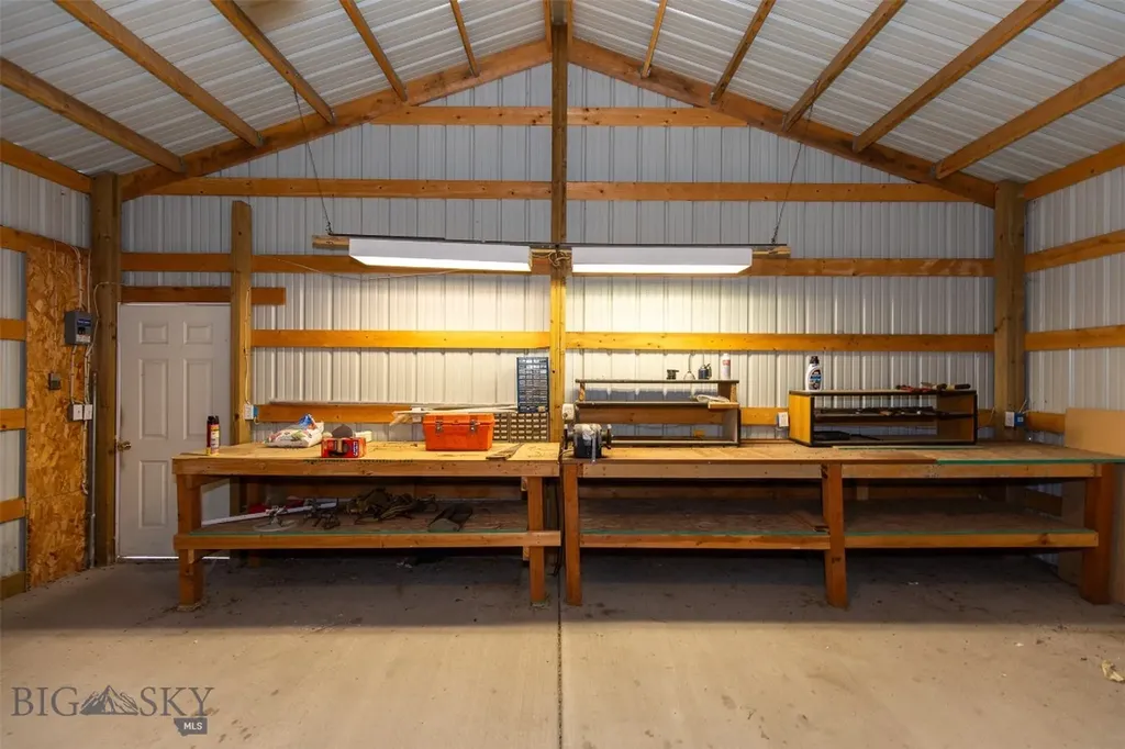 1043 Mount Highway 55 Whitehall MT 59759