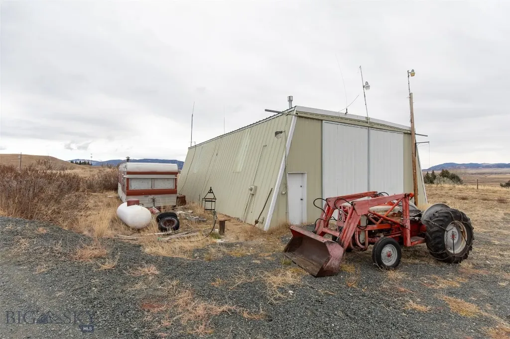 1043 Mount Highway 55 Whitehall MT 59759