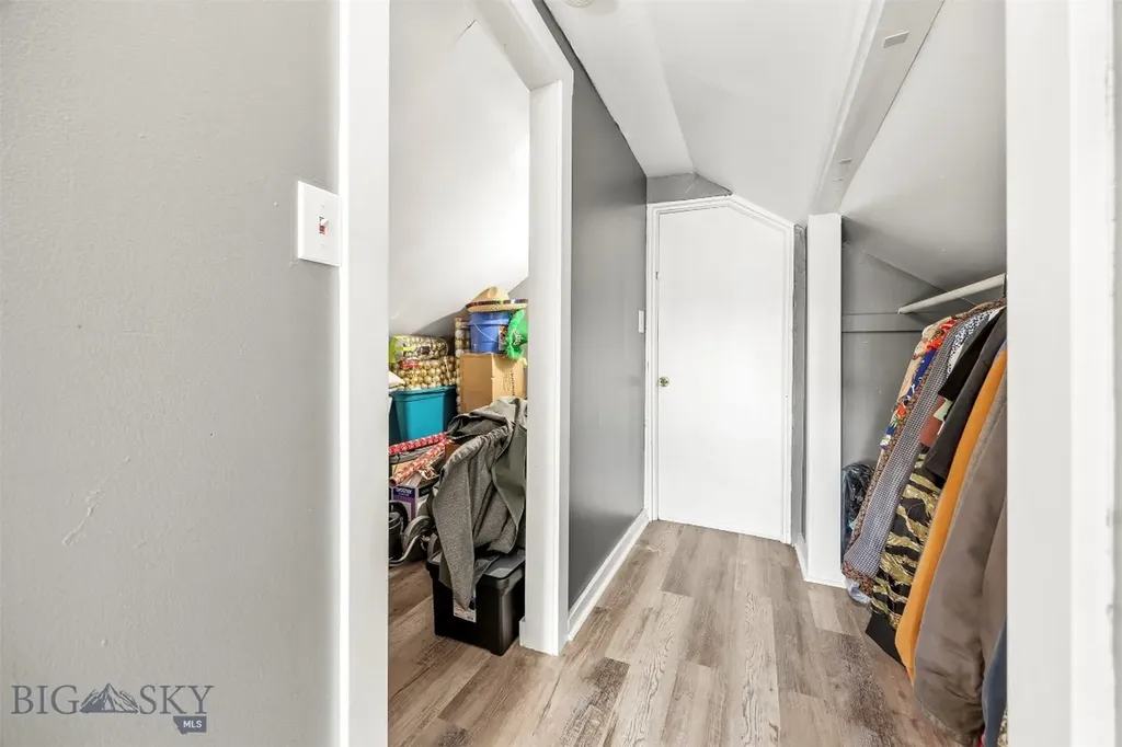 21 Oneil Butte MT 59701