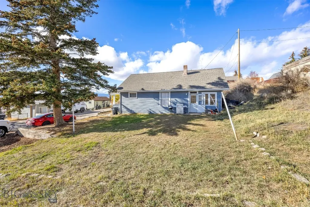 21 Oneil Butte MT 59701