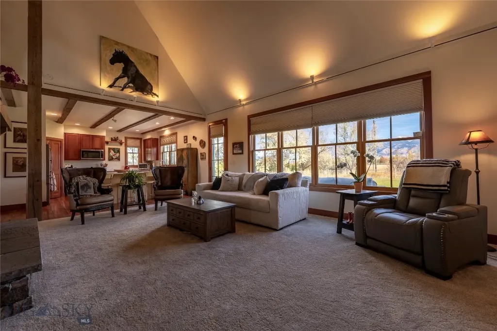 7200 Springhill Belgrade MT 59714