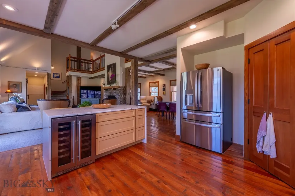 7200 Springhill Belgrade MT 59714