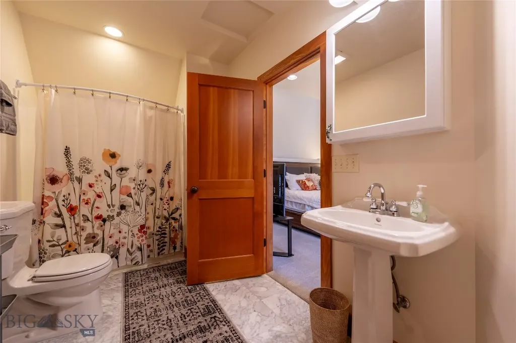 7200 Springhill Belgrade MT 59714