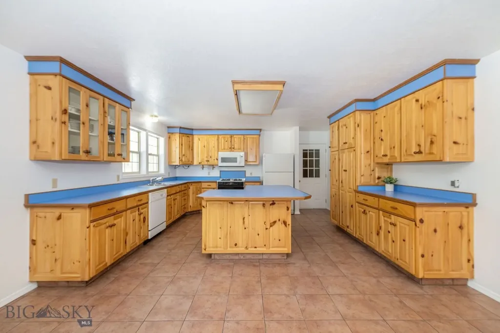 1319 Mcclellan West Yellowstone MT 59758