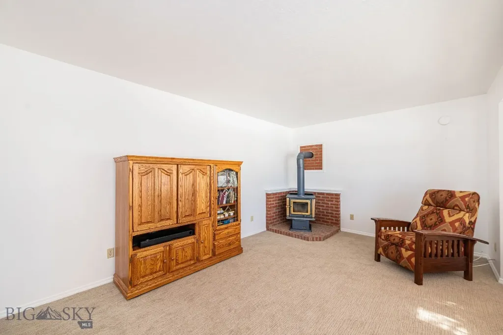 1319 Mcclellan West Yellowstone MT 59758