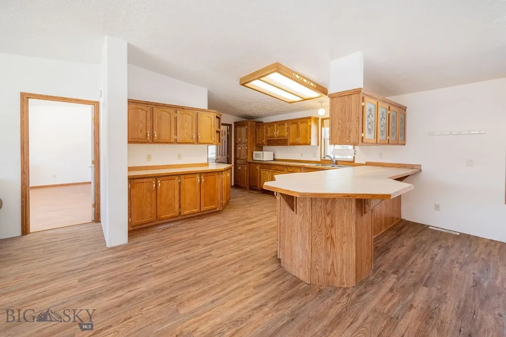 1319 Mcclellan West Yellowstone MT 59758
