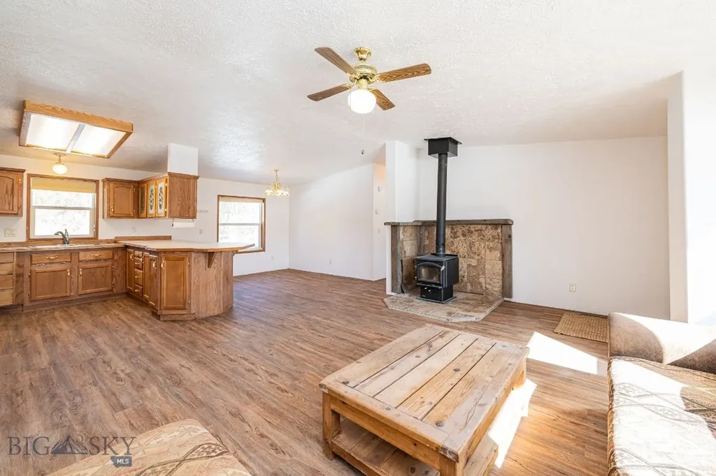 1319 Mcclellan West Yellowstone MT 59758