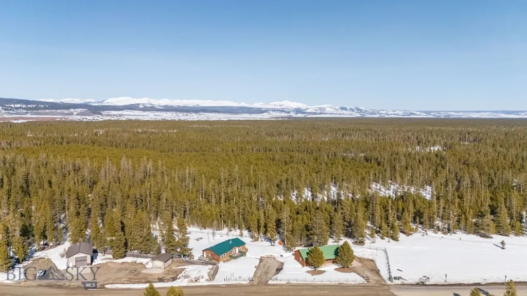 1319 Mcclellan West Yellowstone MT 59758