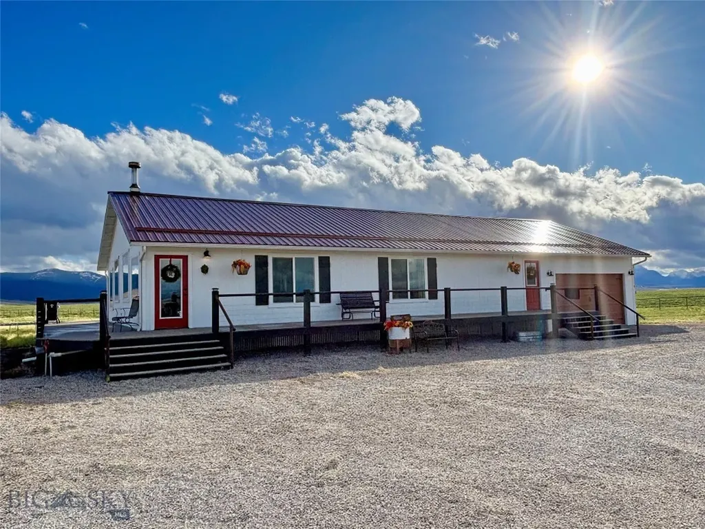 1624 Steel Creek Road Wisdom MT 59761