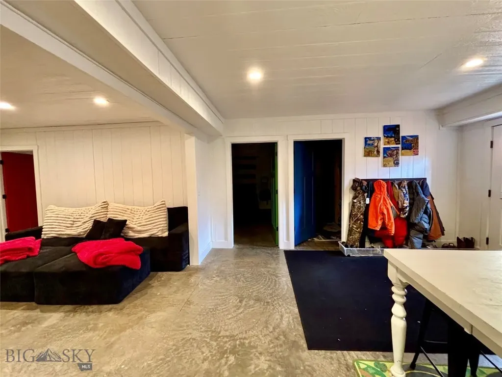 1624 Steel Creek Road Wisdom MT 59761
