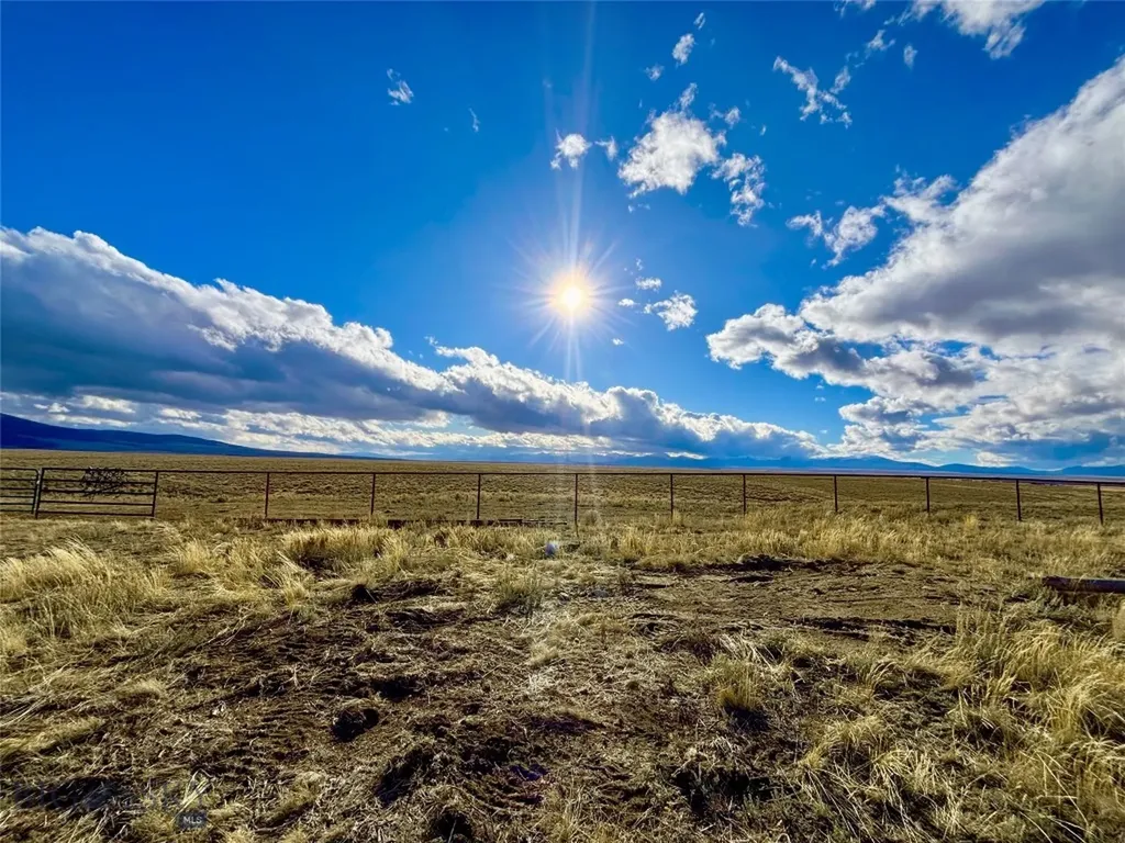 1624 Steel Creek Road Wisdom MT 59761