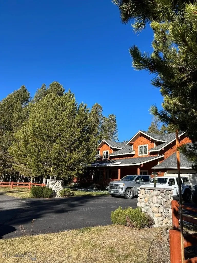 505 Gallatin West Yellowstone MT 59758