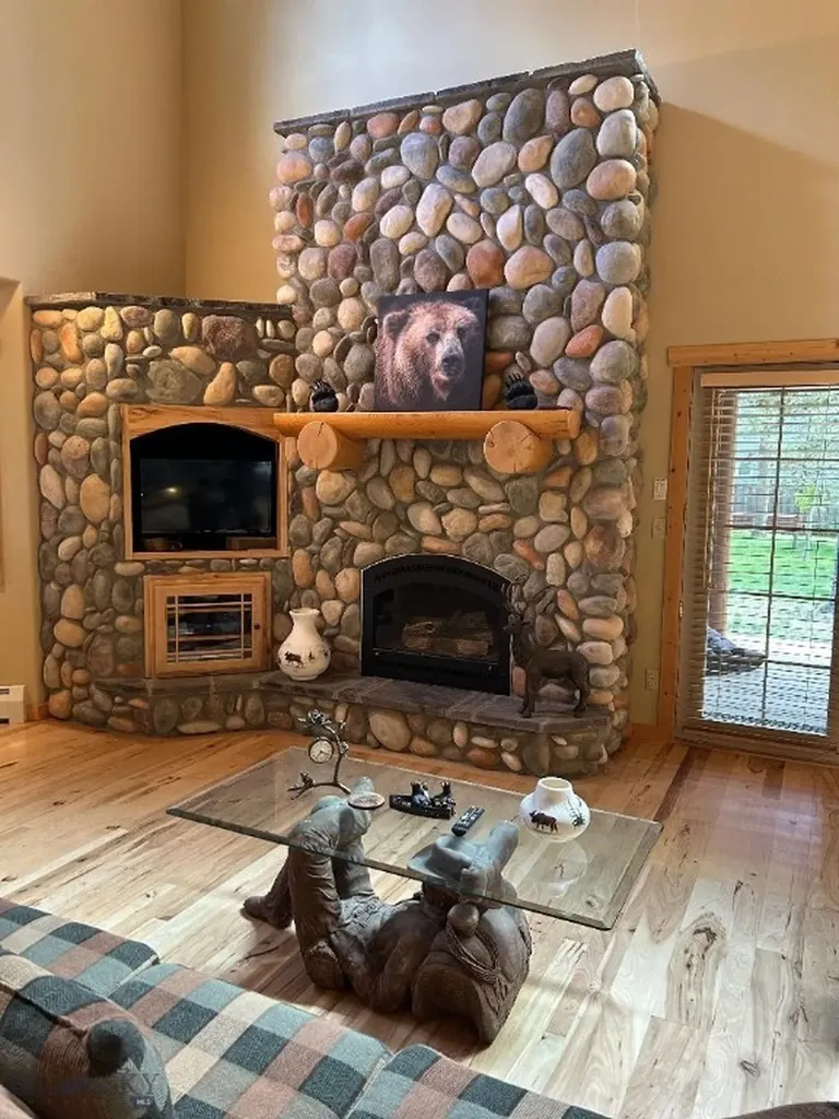 505 Gallatin West Yellowstone MT 59758