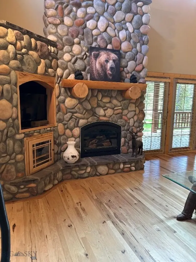 505 Gallatin West Yellowstone MT 59758