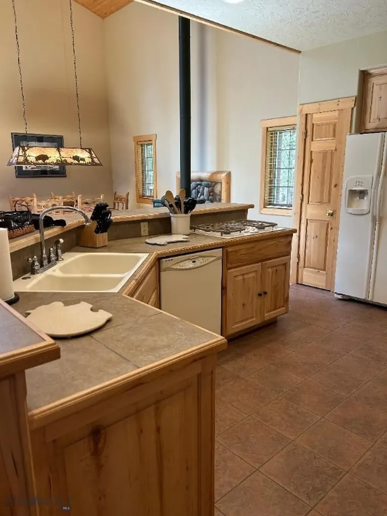 505 Gallatin West Yellowstone MT 59758