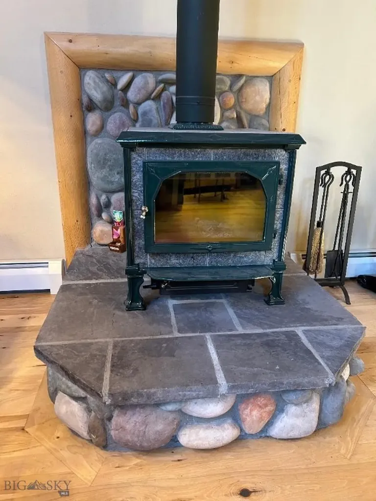 505 Gallatin West Yellowstone MT 59758