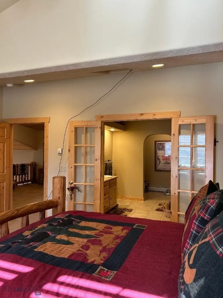 505 Gallatin West Yellowstone MT 59758