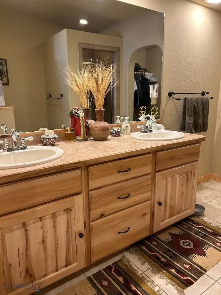 505 Gallatin West Yellowstone MT 59758