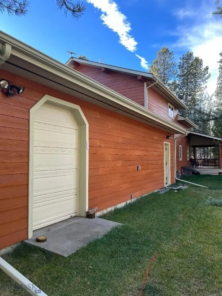 505 Gallatin West Yellowstone MT 59758