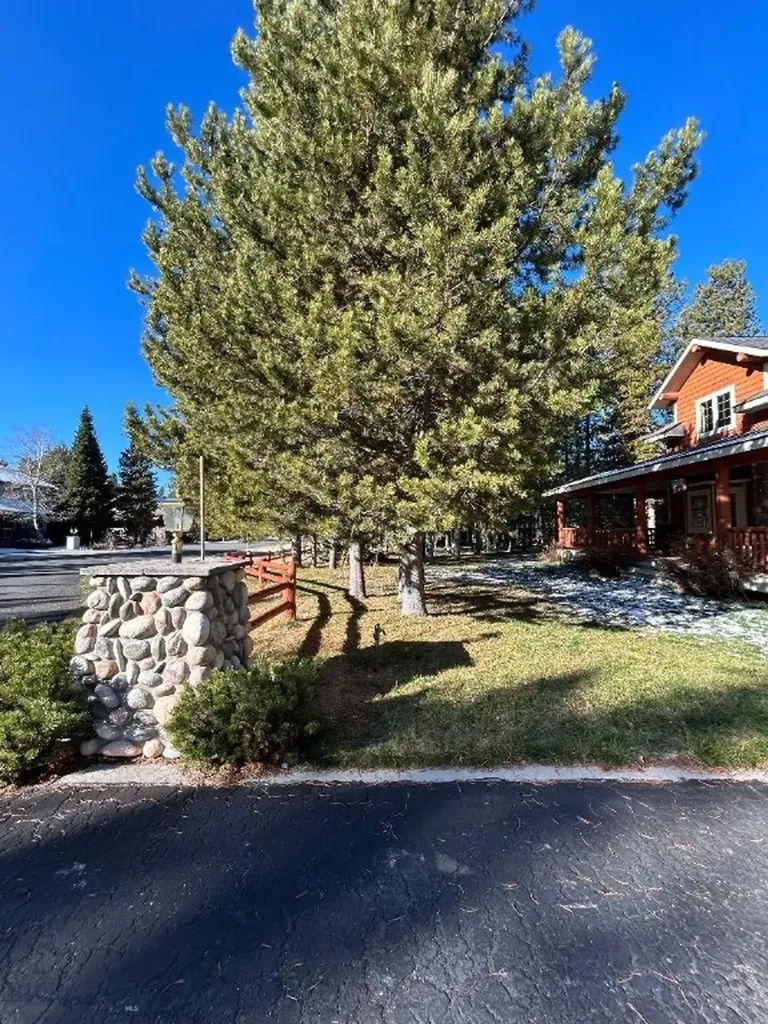 505 Gallatin West Yellowstone MT 59758