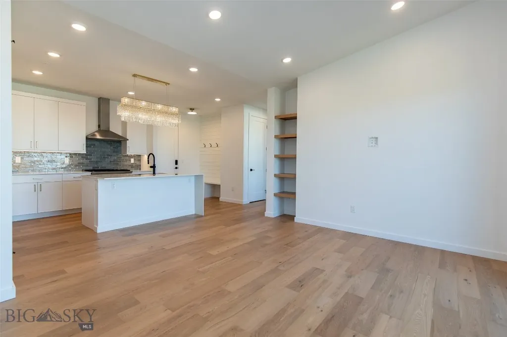 4204 Ravalli Bozeman MT 59718