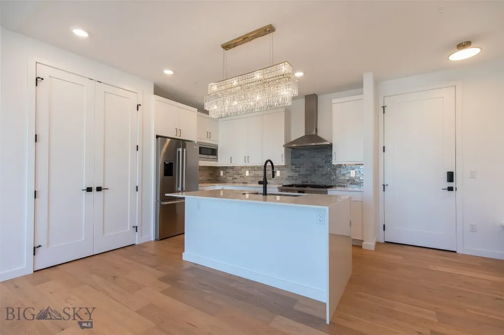 4204 Ravalli Bozeman MT 59718