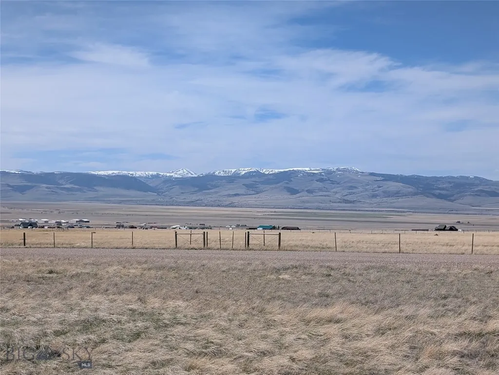 86-B Songbird Lane Ennis MT 59729