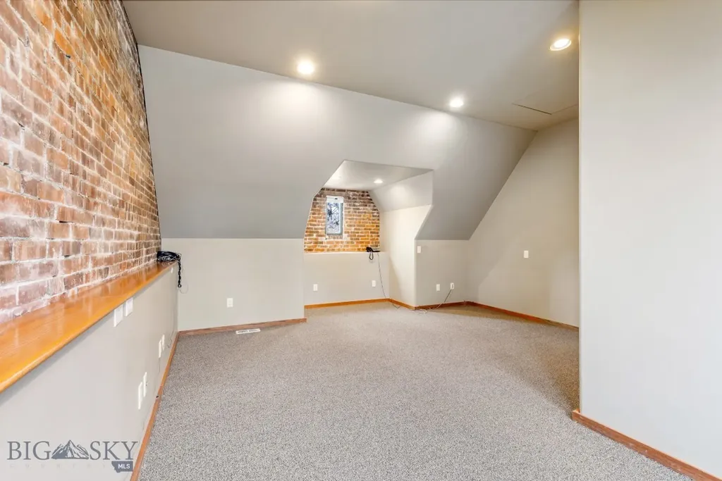 122 S Willson Avenue Bozeman MT 59715